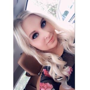 Meet your Posher, Lindsey